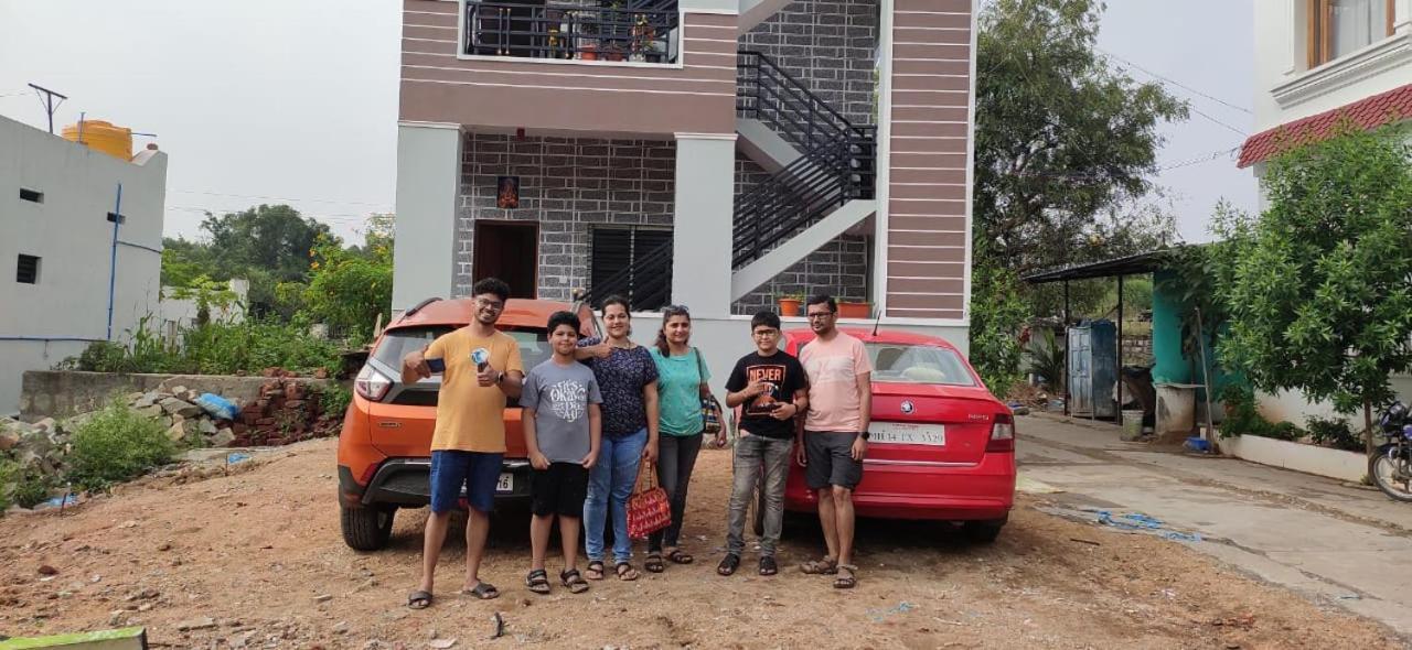 Veeru Homestay Hospet Esterno foto