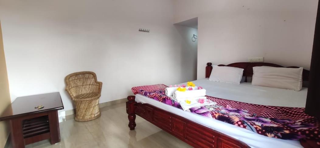 Veeru Homestay Hospet Esterno foto